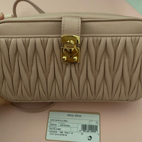 Miu Miu Matelasse Leather Crossbody Bag Color- Orchidea - Picture 2 of 10